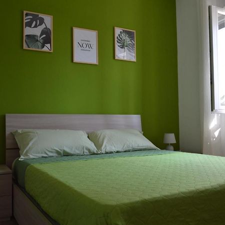 La Casa Di Barry Panzió Pozzuoli Kültér fotó
